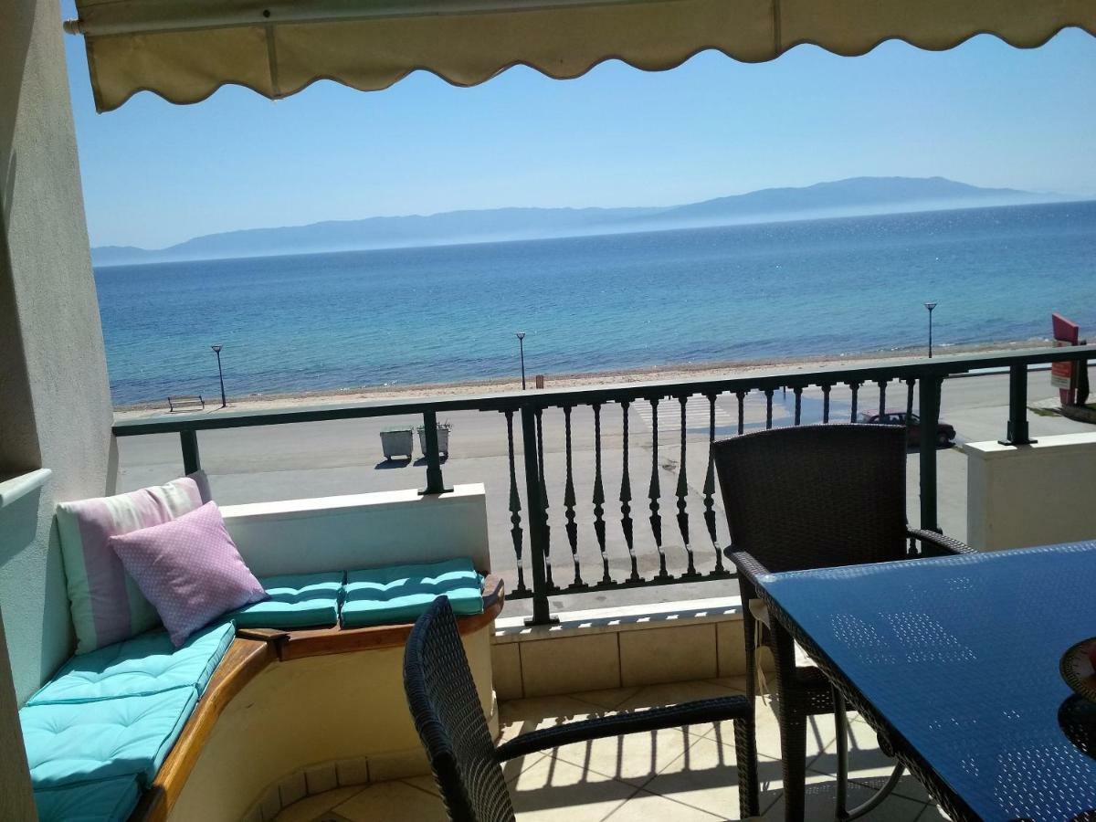 OfrínionLuxury Sea Viewアパートメント エクステリア 写真